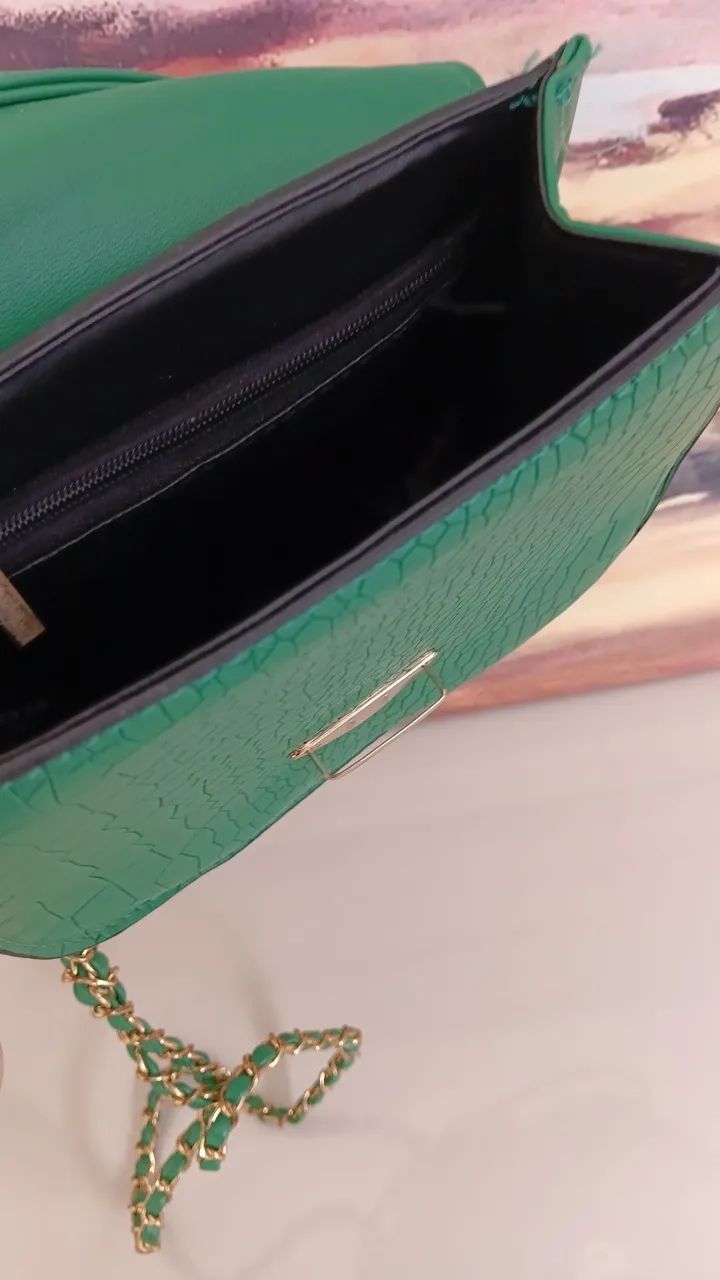 BOLSA FEMININA TRANSVERSAL -cor verde - Foto 4