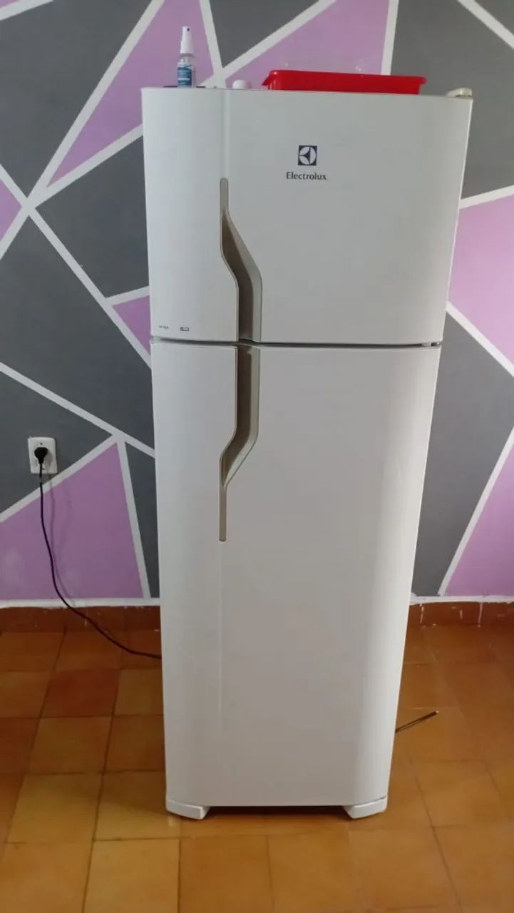 GELADEIRA 