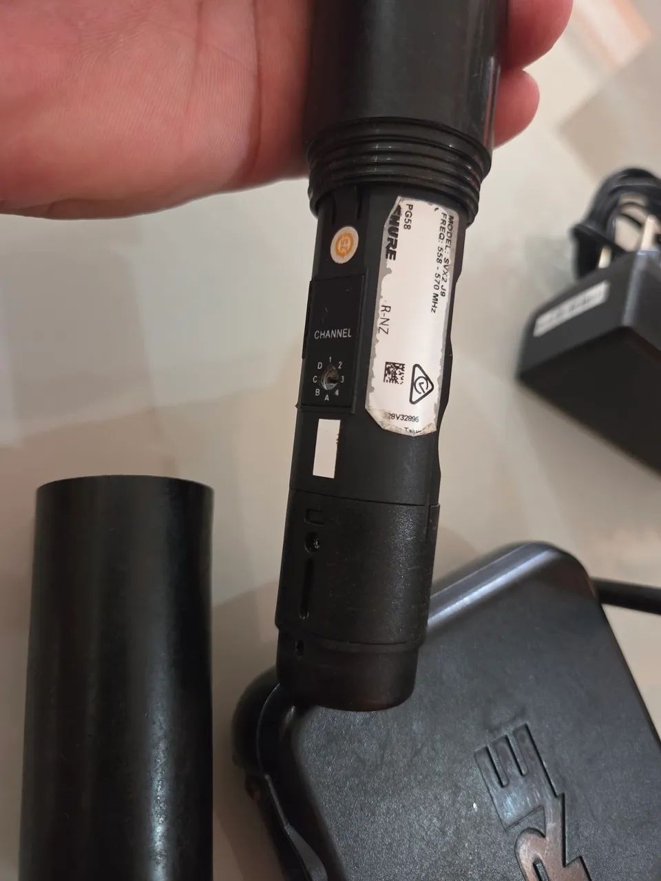 Microfone sem fio Shure PG58  - Foto 4