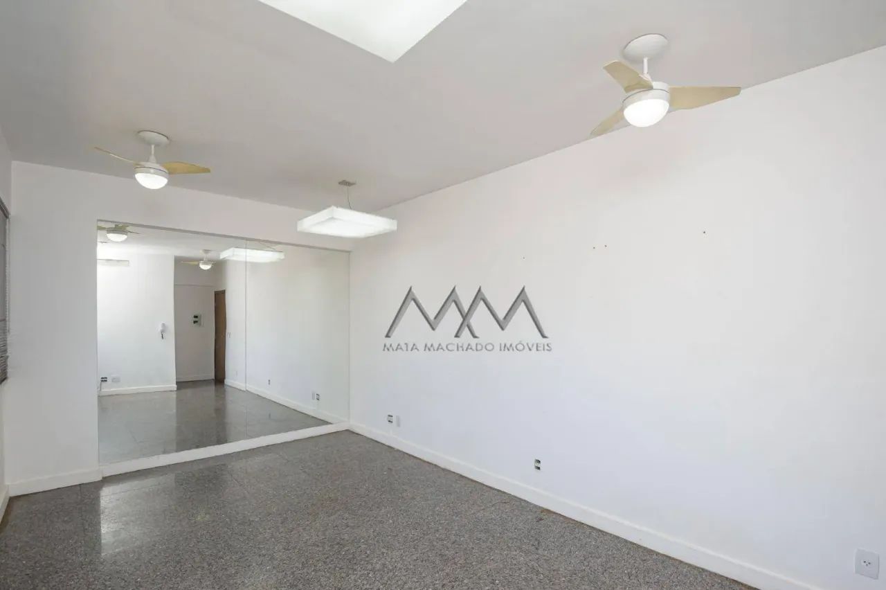 Sala à Venda no Vila da Serra | 34 m²