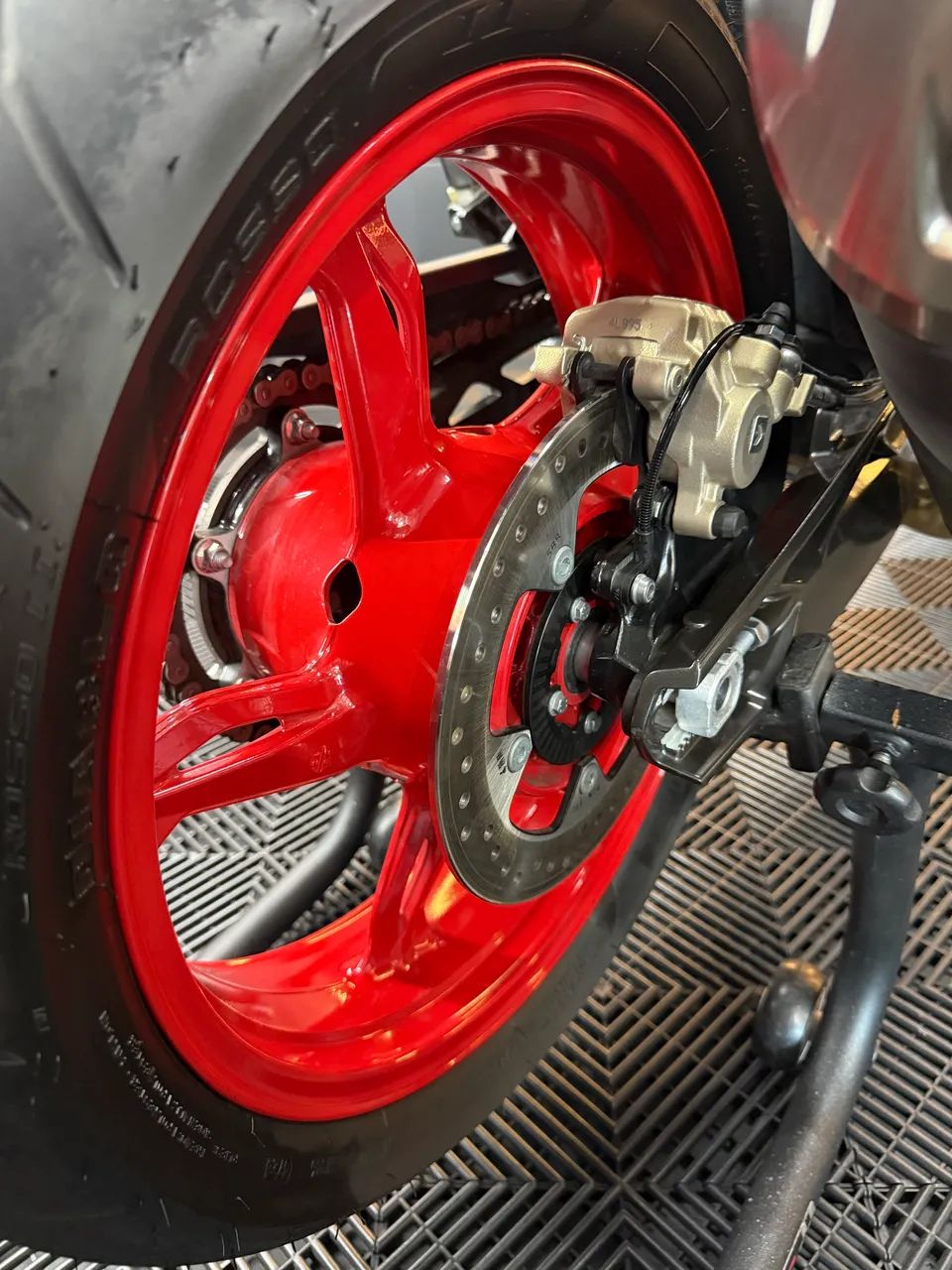 BMW G 310 R  - Foto 2