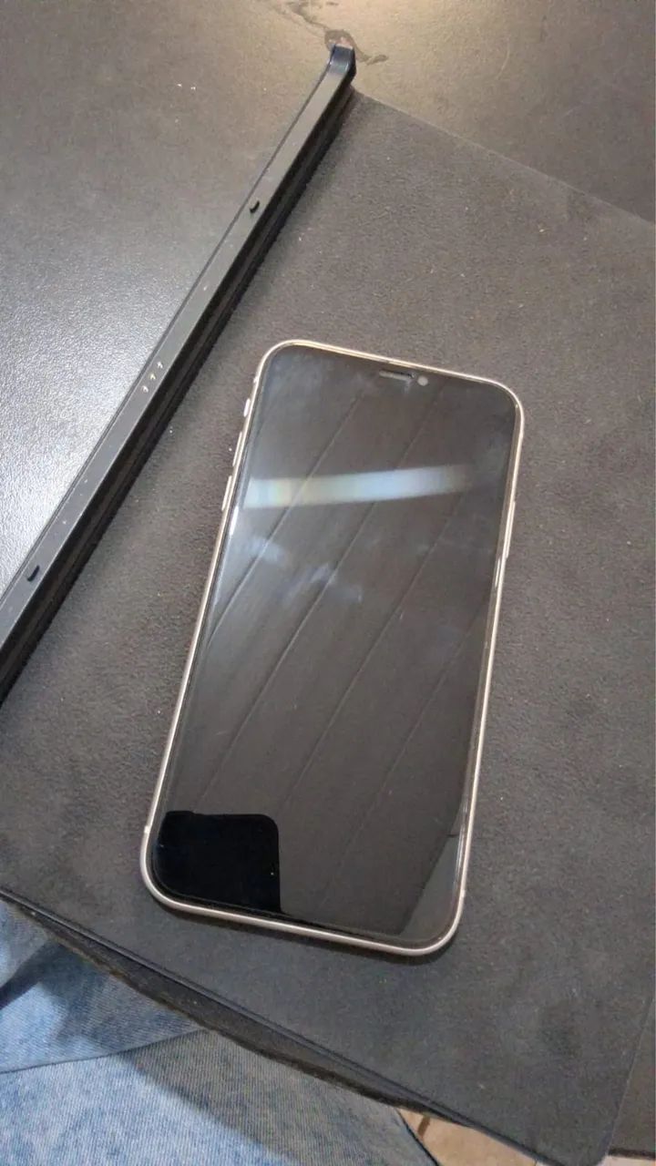 iPhone 11 - 128GB Branco, Face ID ok, tudo funcionando - Foto 4