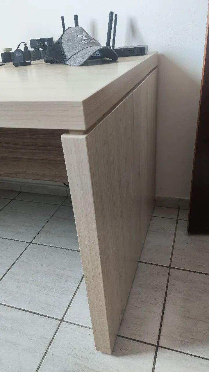 Mesa de trabalho - Foto 2