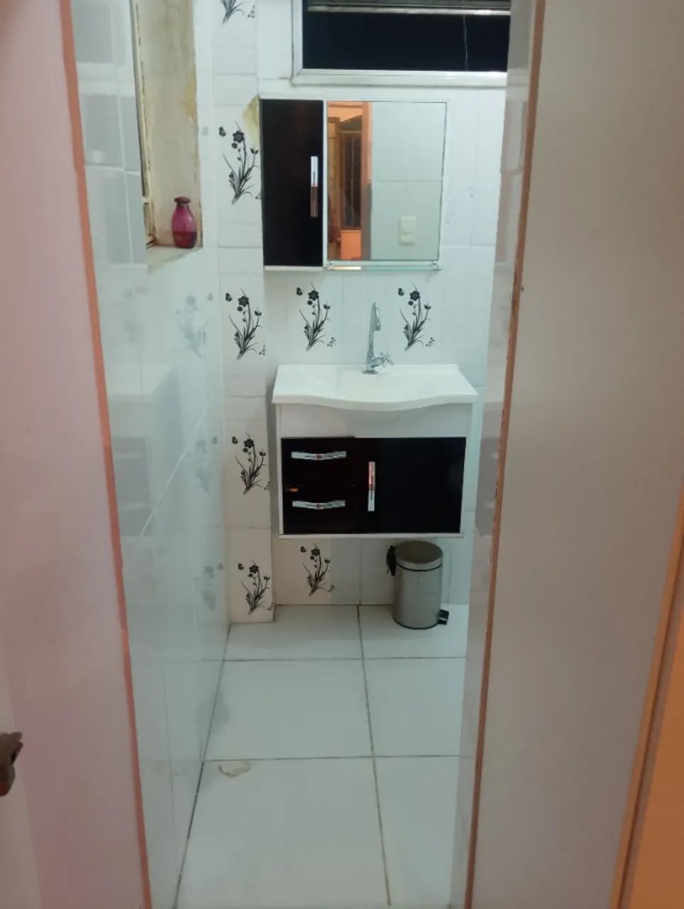 Excelente casa duplex sendo 2 suítes no bairro da Luz - Foto 2
