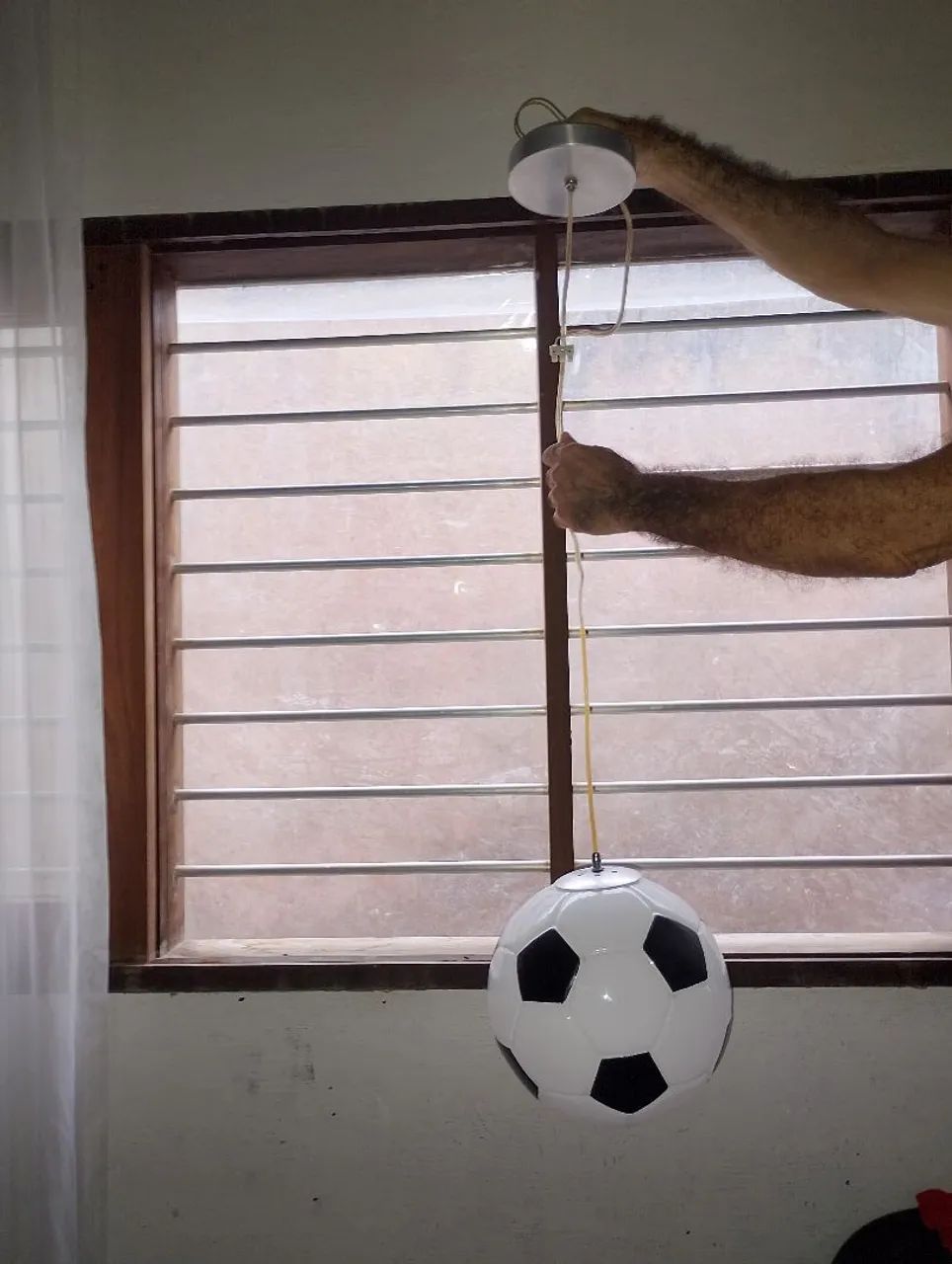 Lustre em forma de bola de futebol  - Foto 4