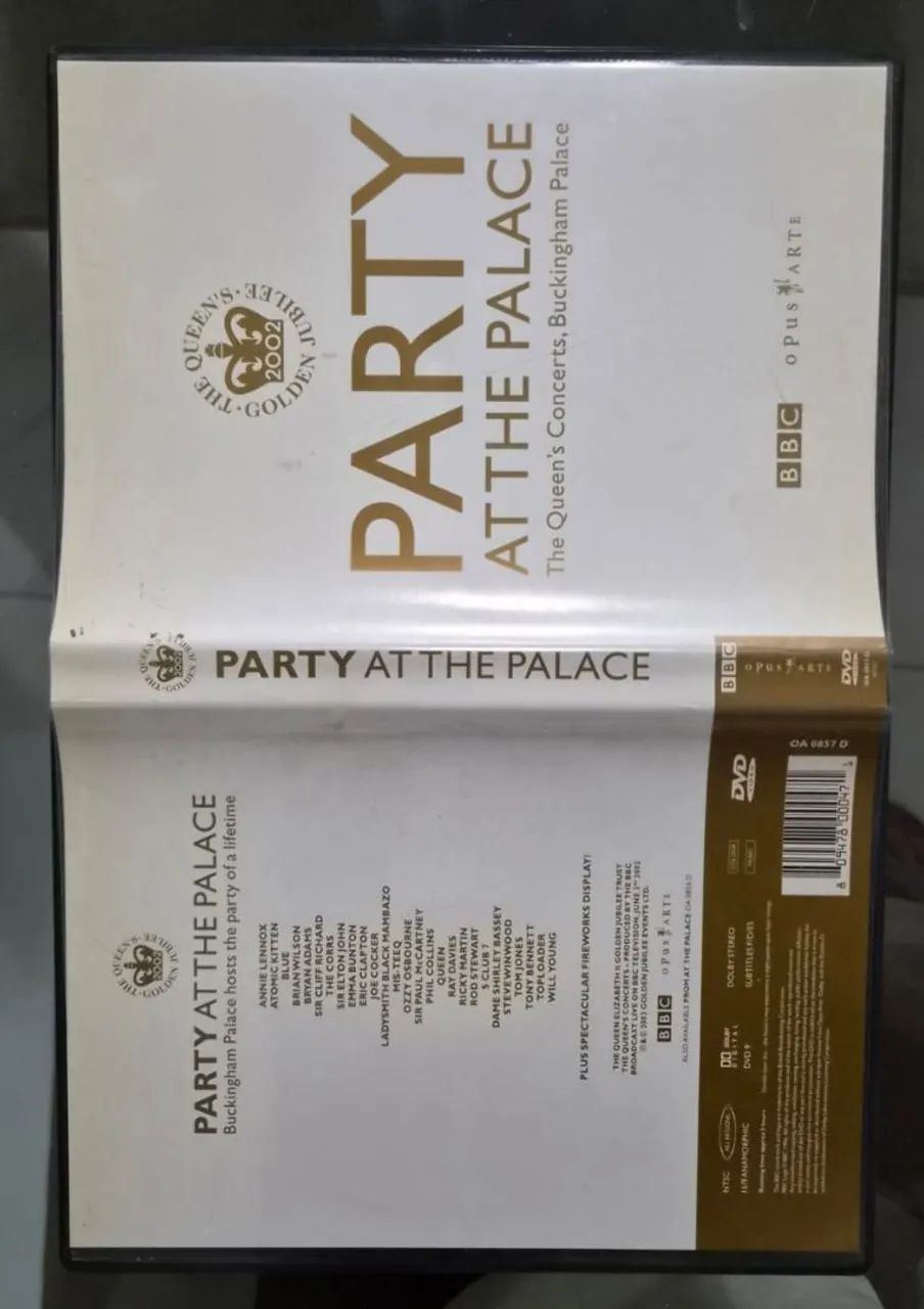 DVD party at the palace