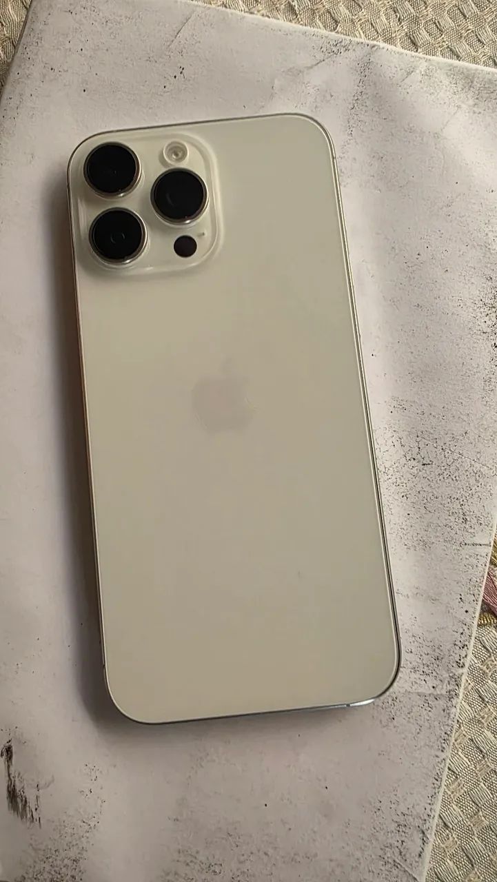 Iphone 16 Pro Max - Foto 3