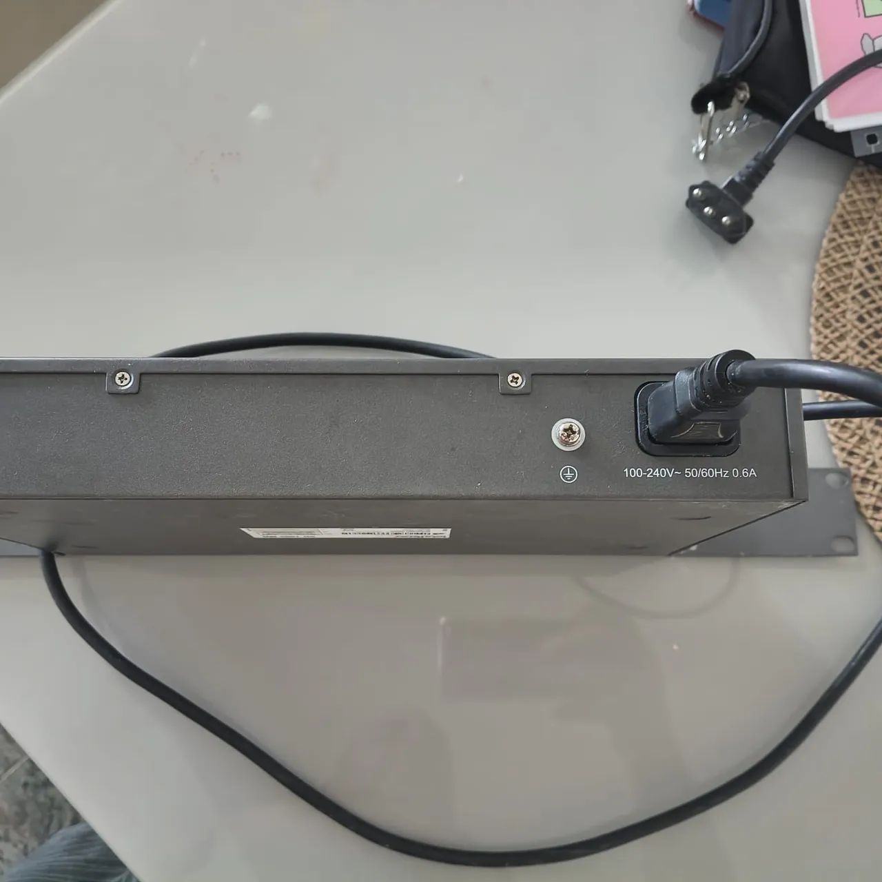 Switch gerenciável 8 portas Intelbras  - Foto 4