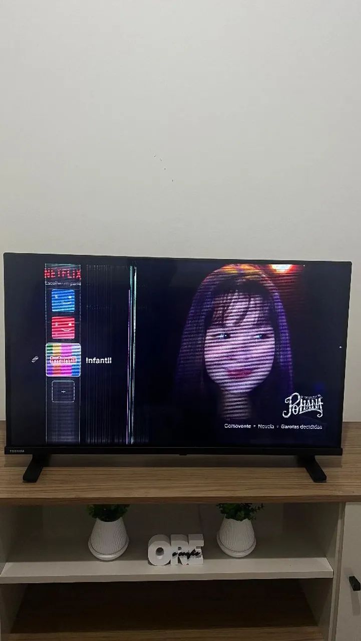 Smart TV 32" HD Toshiba  - Foto 2