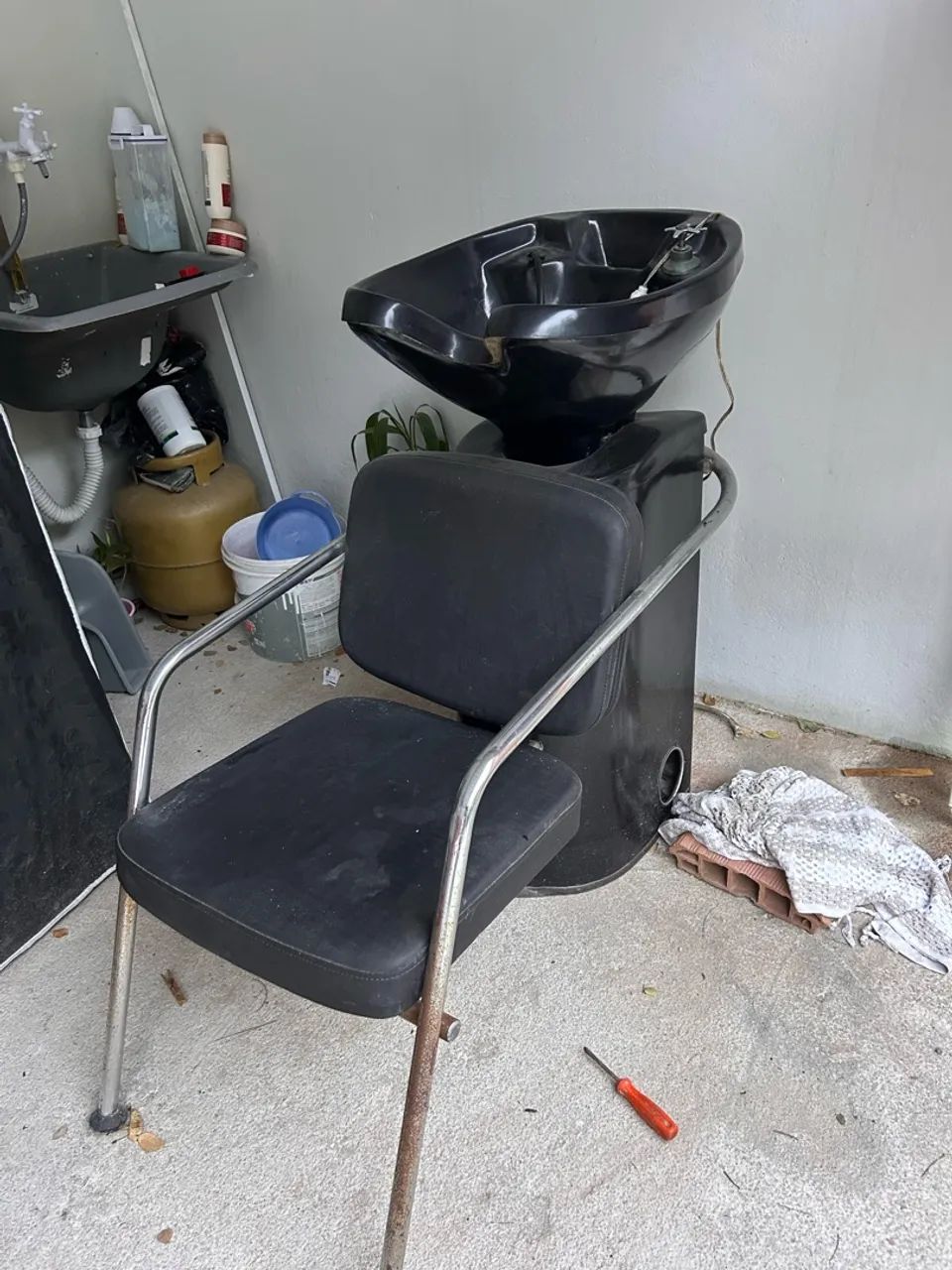 LAVATÓRIO DE SALÃO 