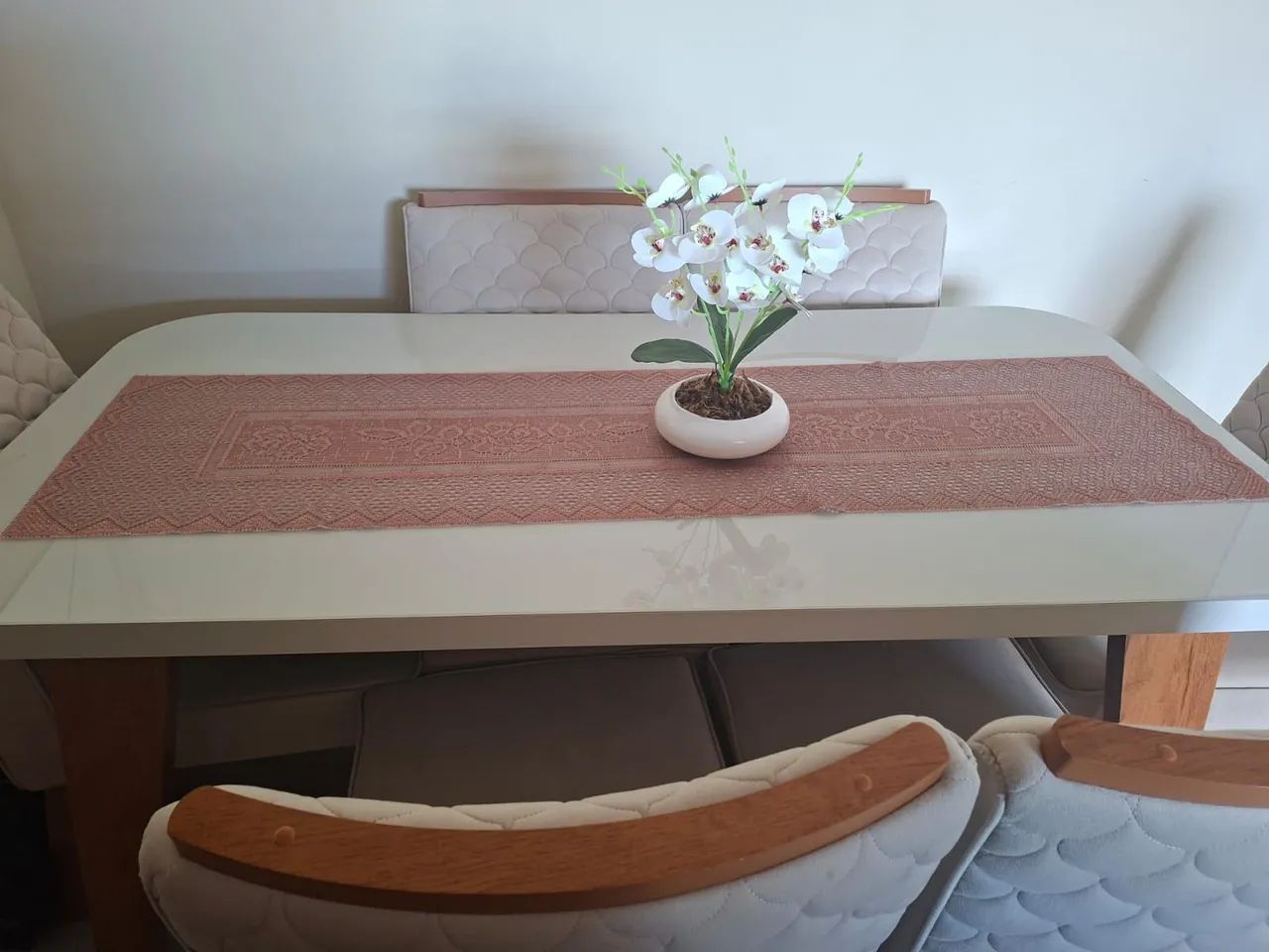 Mesa com seis cadeiras - Foto 2