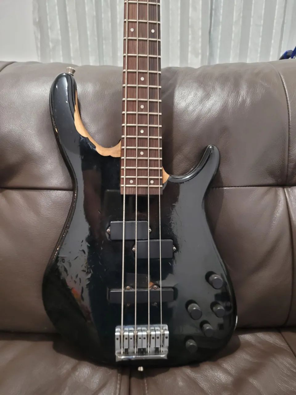 Baixo Fender Diamond (Mexico) - Foto 2