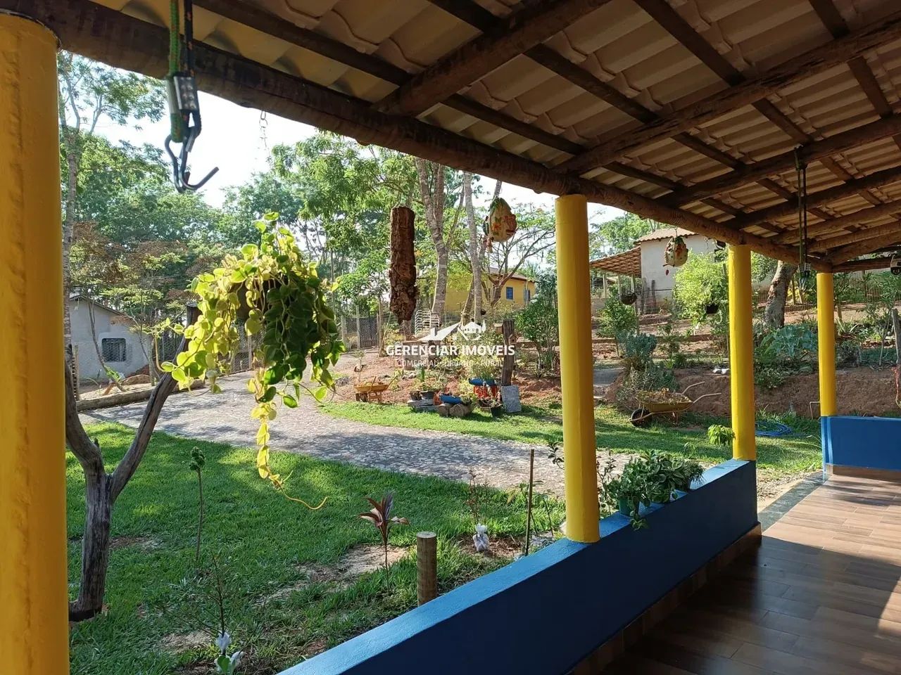 Chácara 1.332m² com casa excelente de 03 quartos,sendo 01 suíte e pomar em Marilândia - MG - Foto 2