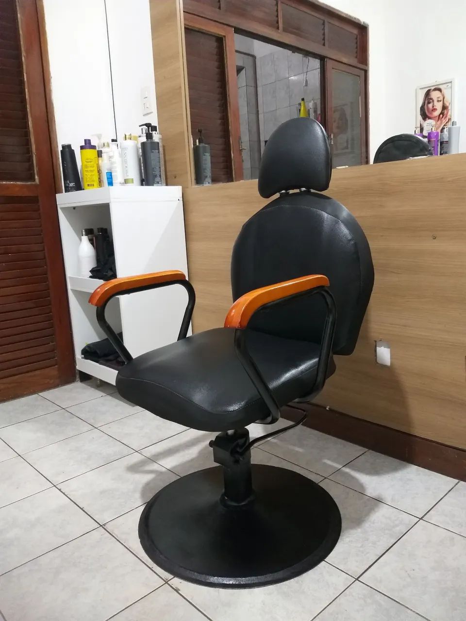 Cadeira cabeleireiro ou barbeiro  - Foto 4