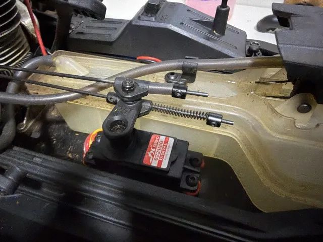 Automodelo RC Kyosho Scorpion XXL Nitro 1/7 - Foto 5