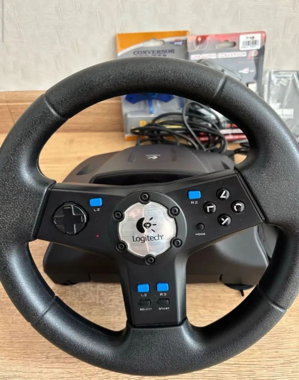 Volante Logitech - PlayStation e PC