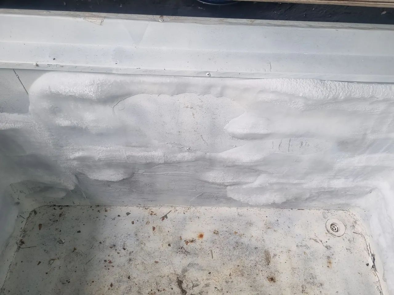 Vendo freezer  usado muito bom - Foto 4