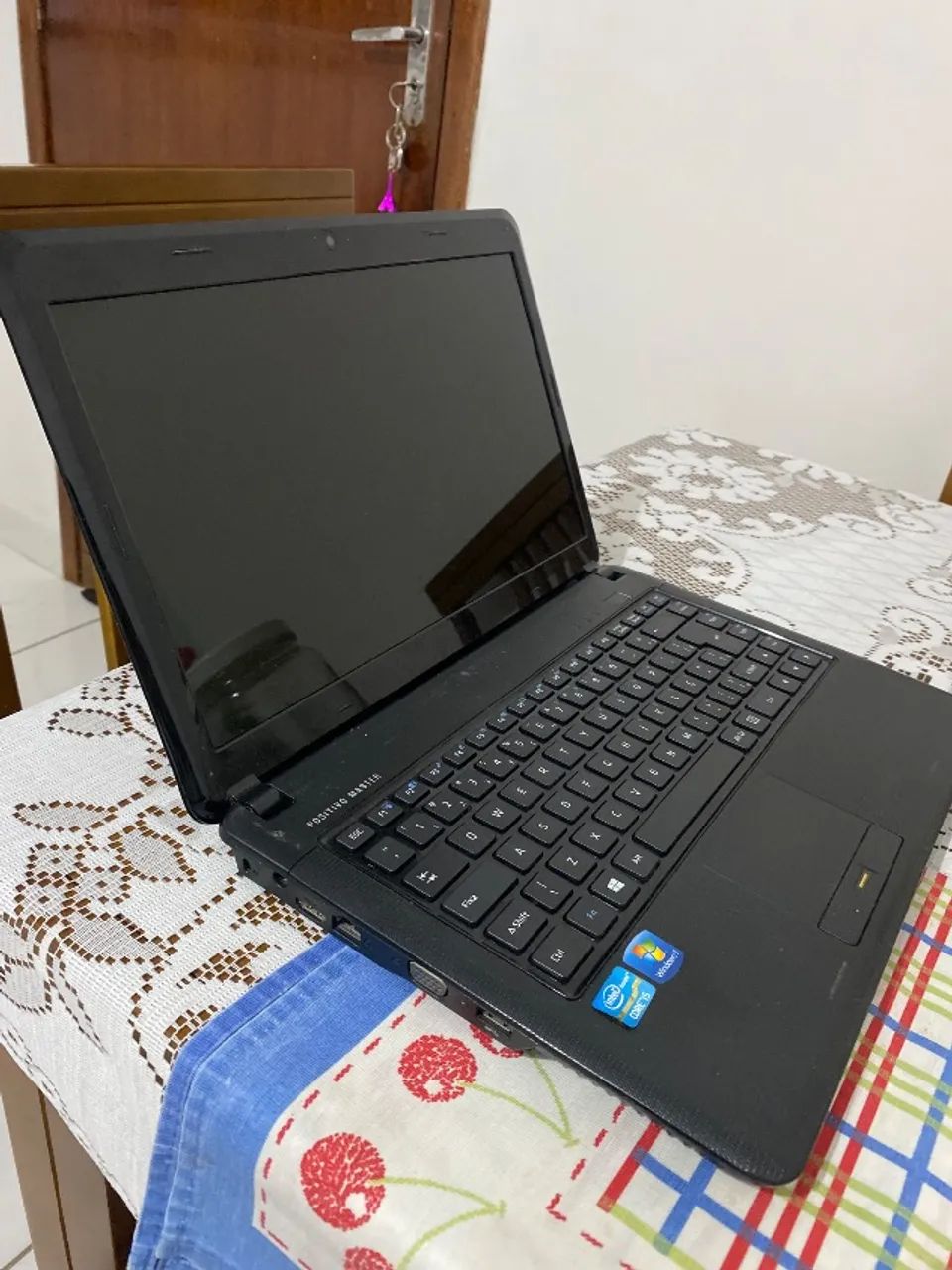 Vendo Notebook Positivo Master N170i Usado