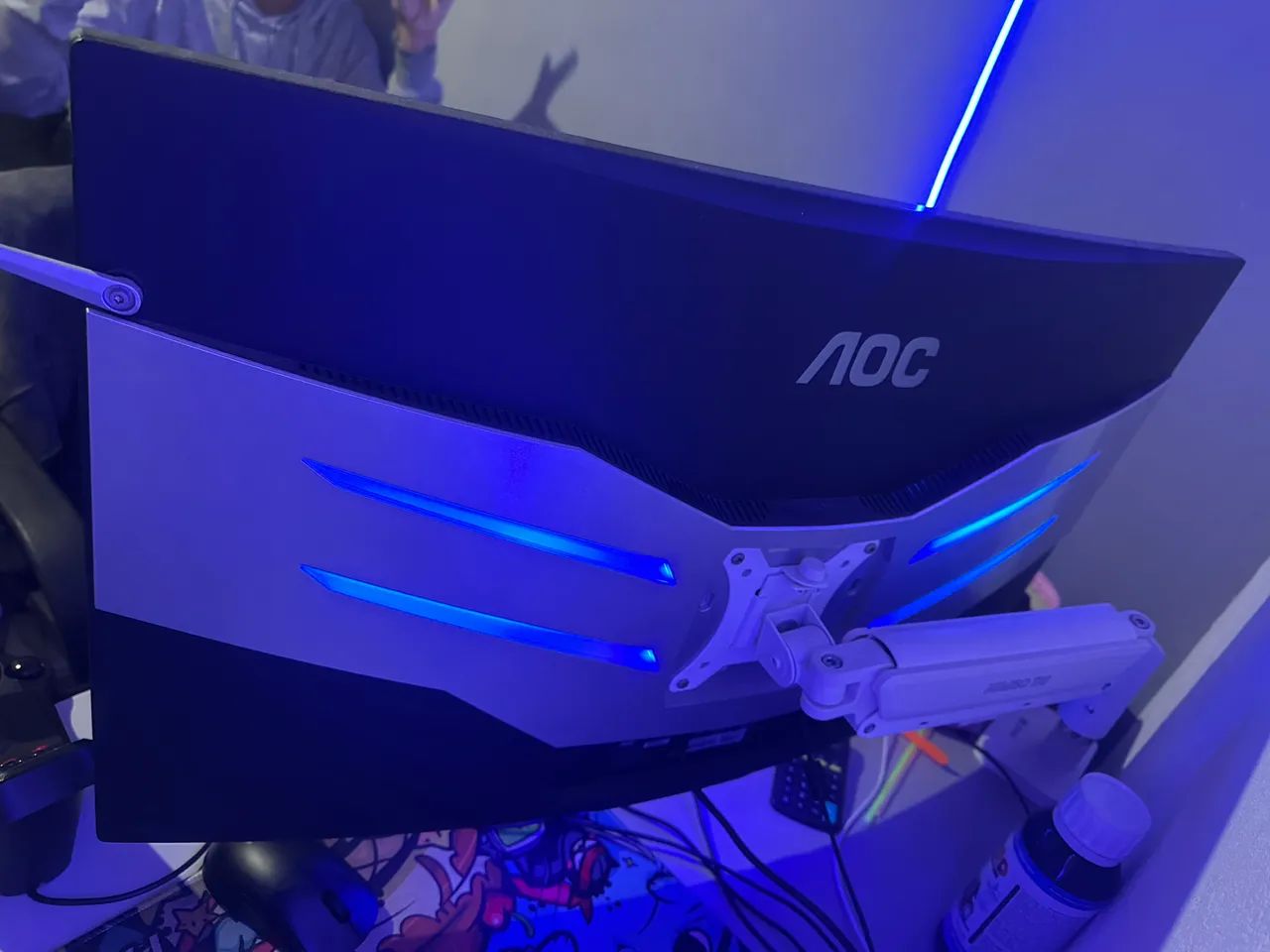 monitor aoc agon 144hz - Foto 2