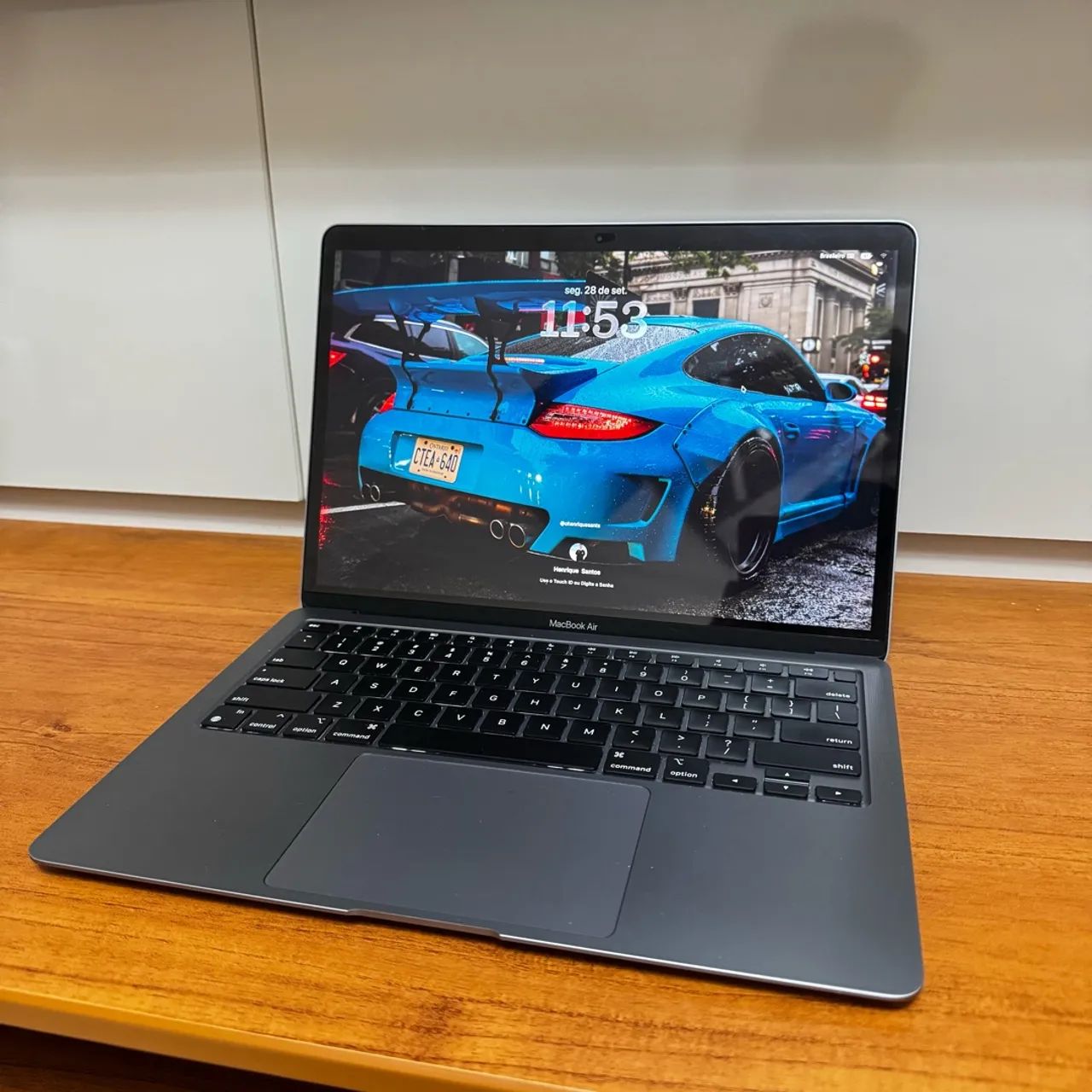 MacBook Air M1 - 8gb ram - 256gb armazenamento 