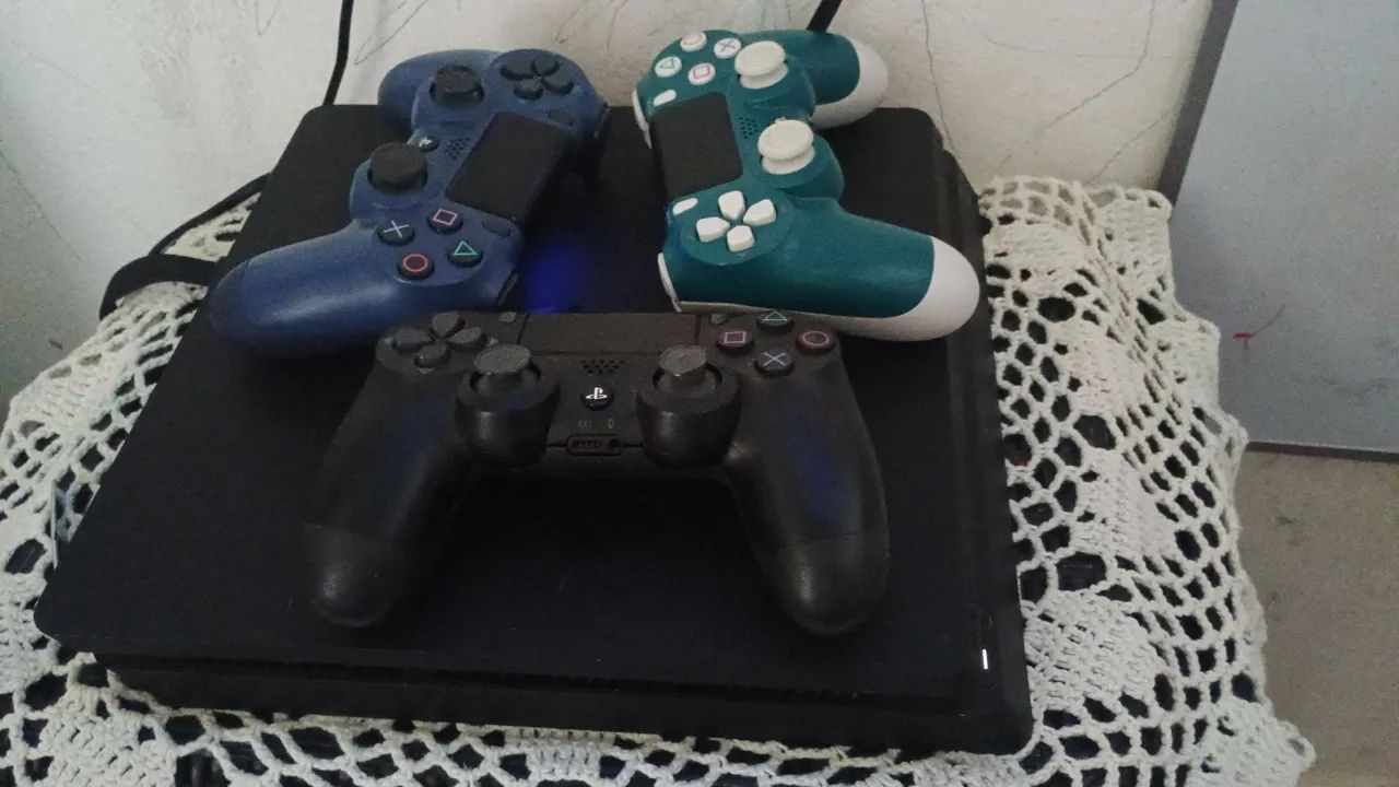 Ps 4 slim