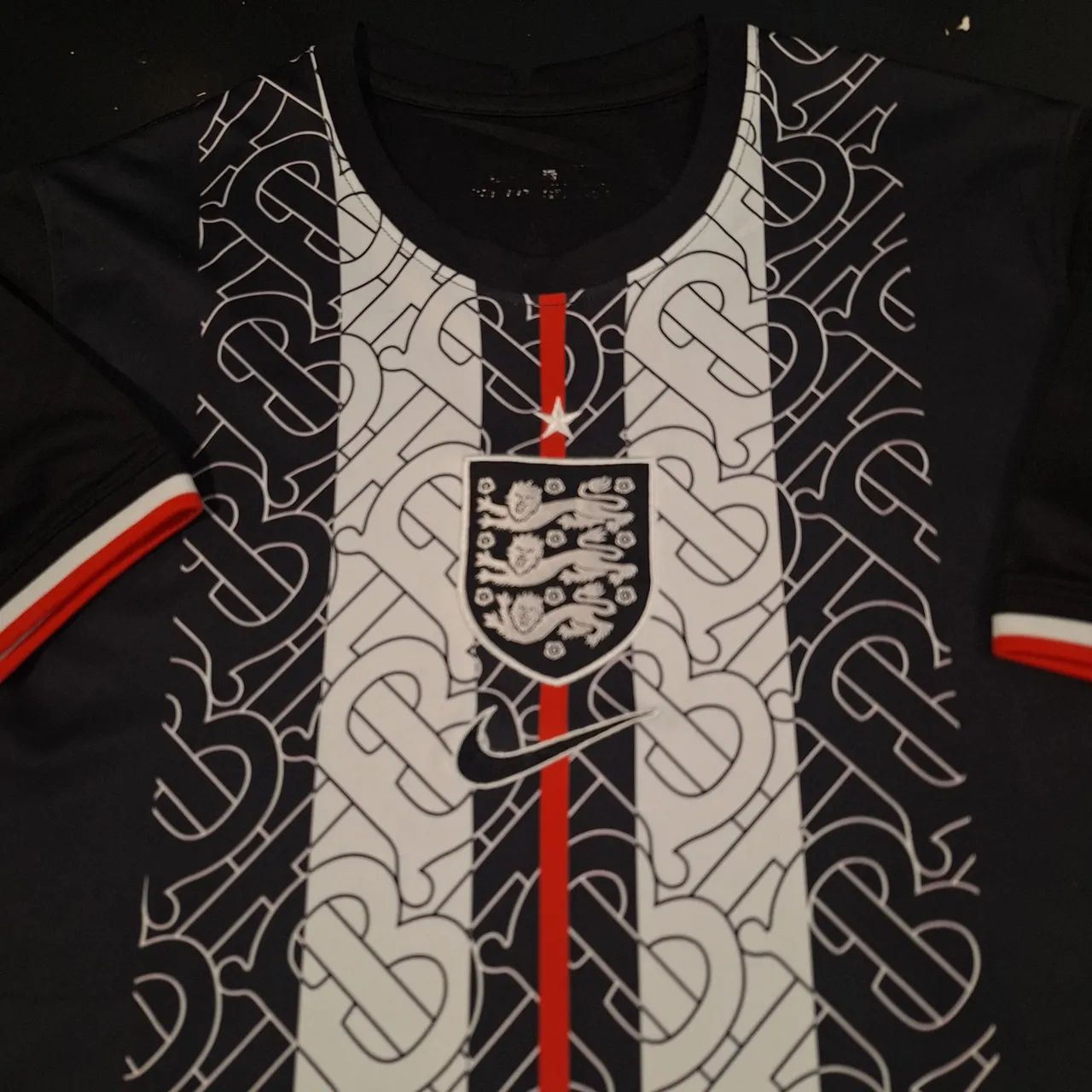 Camisa sem marca seleção Inglaterra 2020 - Foto 5