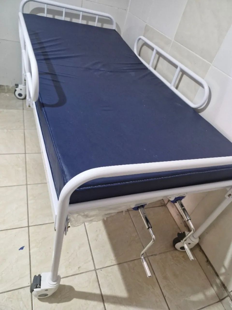 Cama c/ Colchão Hospitalar  - Foto 5