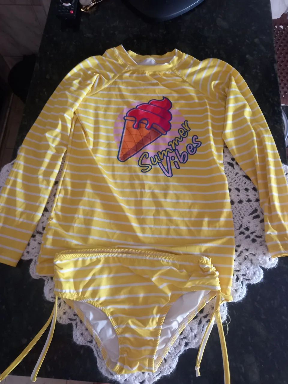 Conjunto menina blusa e biquíni 12 anos - Foto 3