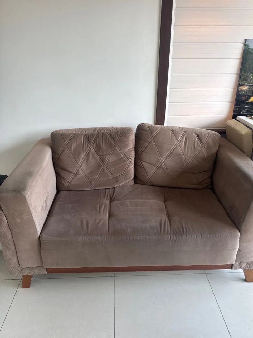 Sofá 2 lugares 