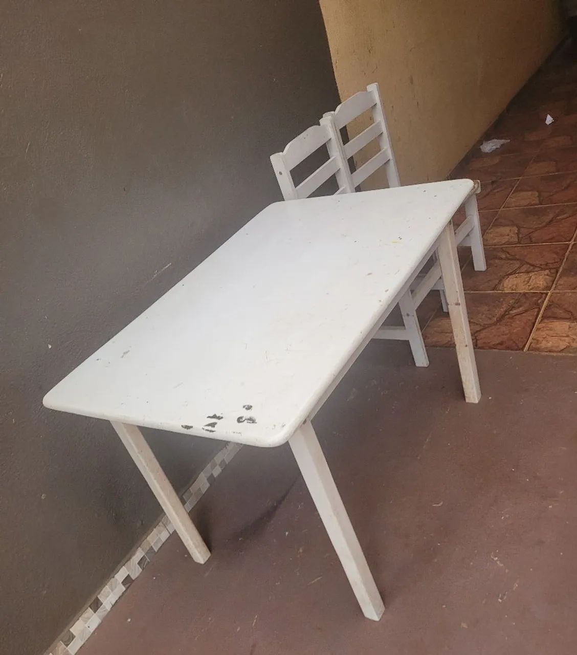 Mesa com 2 cadeiras  - Foto 4