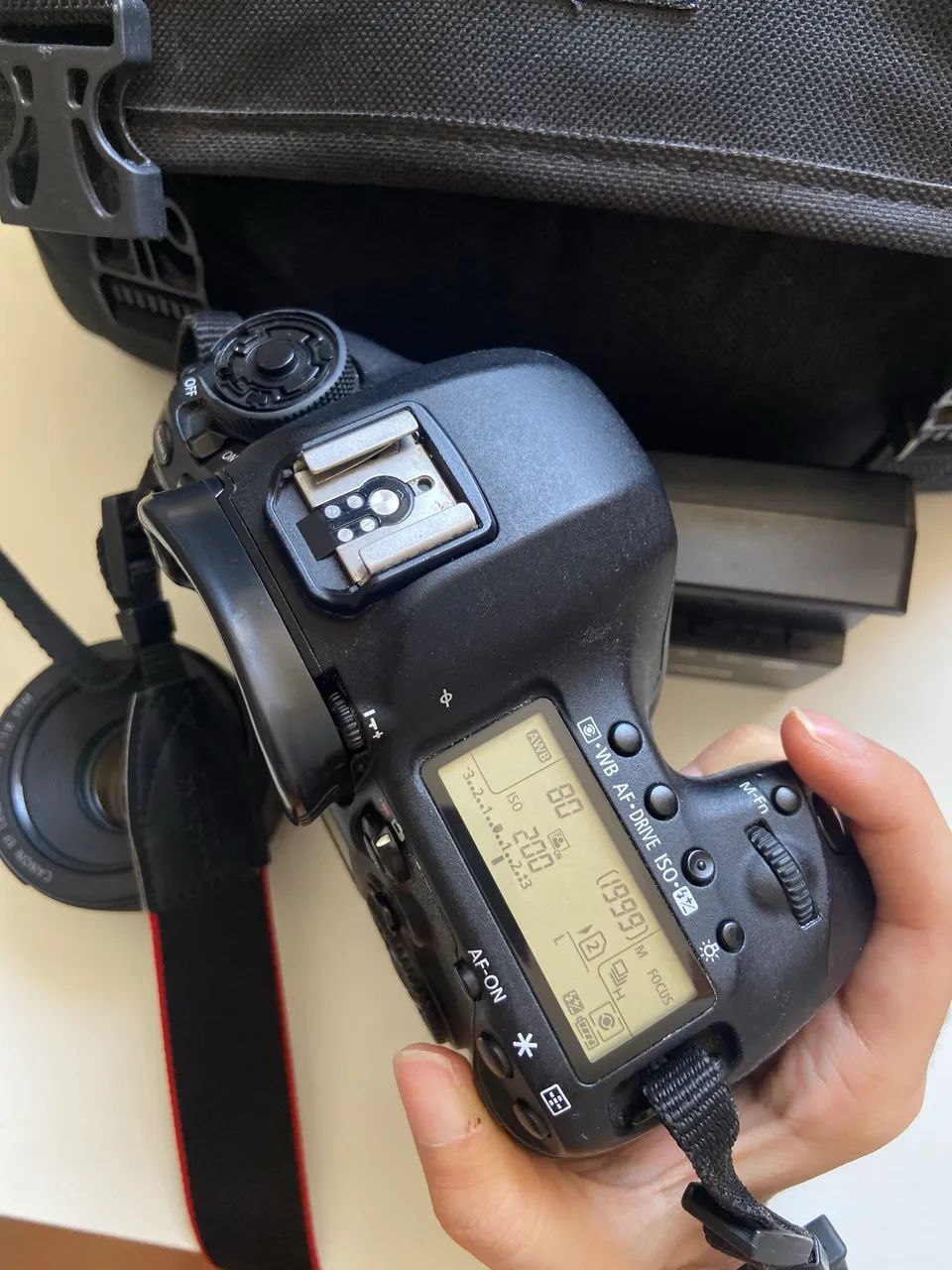 Canon EOS 5D Mark III + Canon EF 50mm f/1.8 STM | Kit completo
