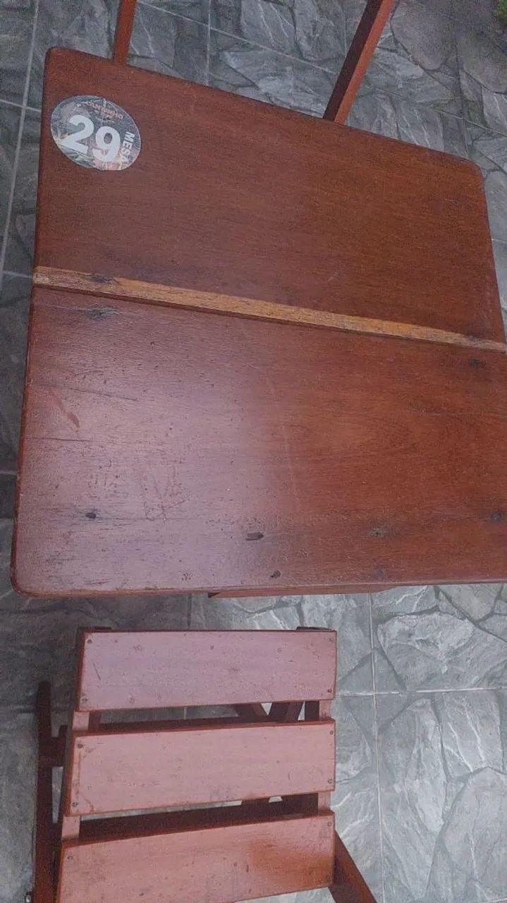 Vendo jogo de mesa de madeira pura  - Foto 3
