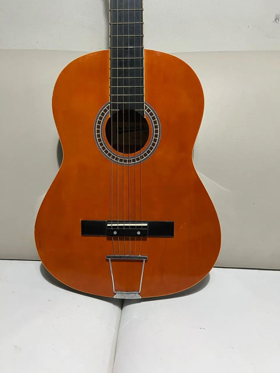 Violão de nylon com cordal