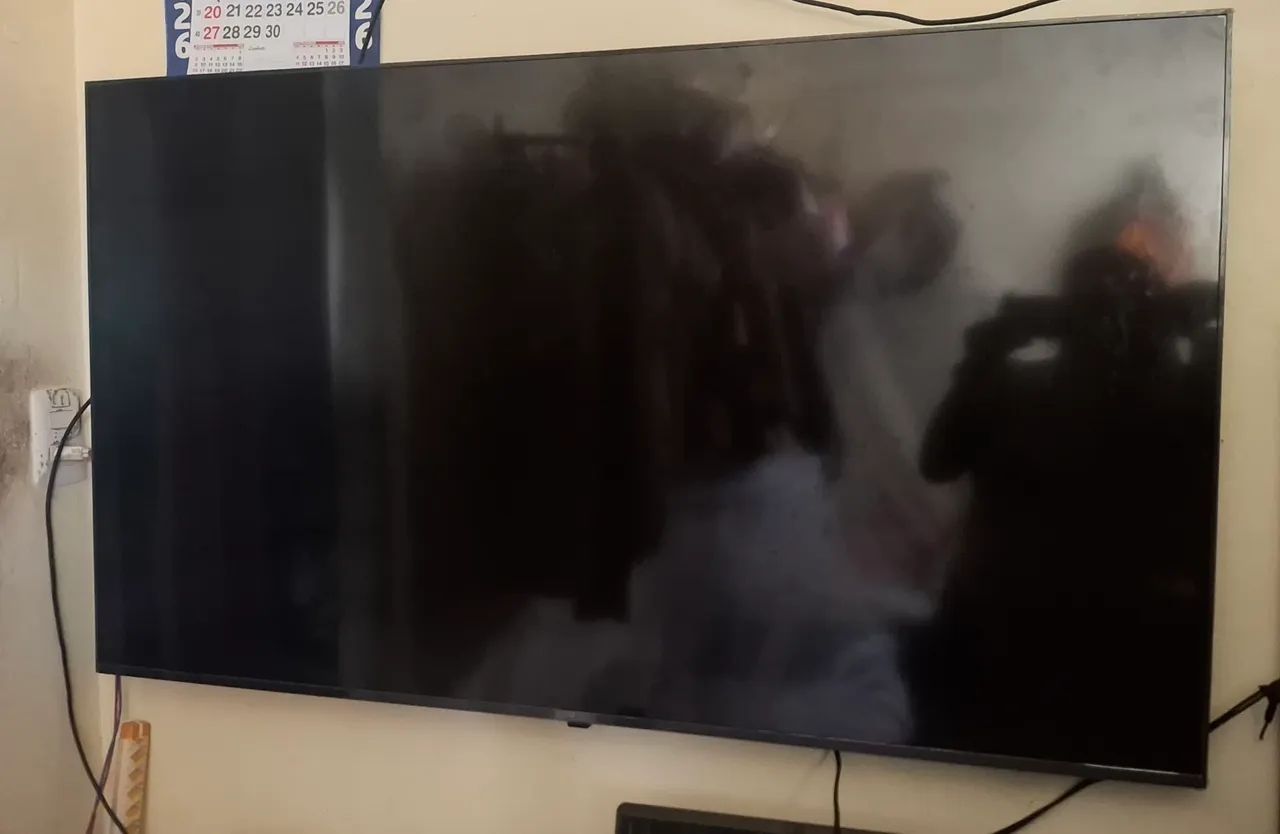 Tv LG com defeito no cabo flat