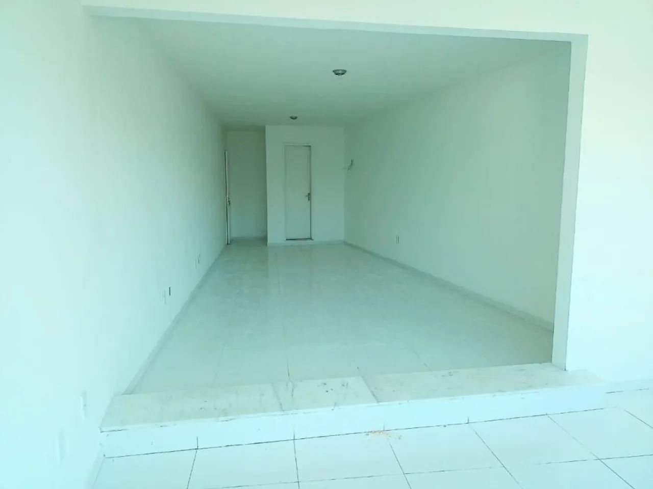 Sala Comercial de 45m² para Locação  Centro, Araruama/RJ - Foto 3