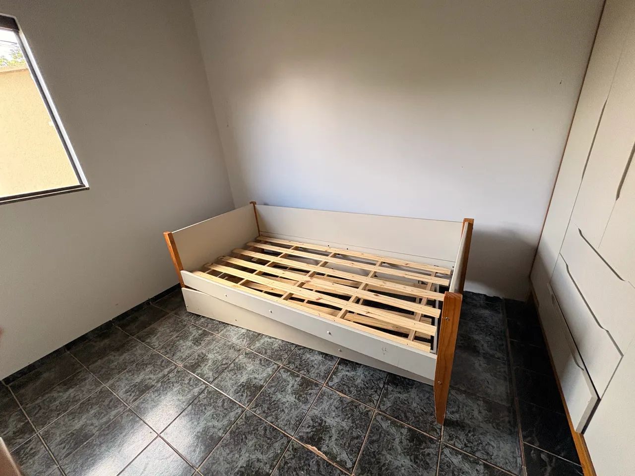 Cama solteiro com cama acessório - Foto 2