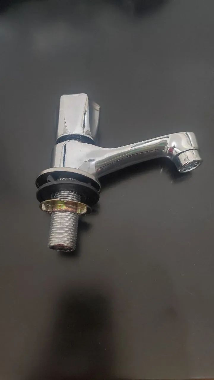 Torneira para bancada e válvula 