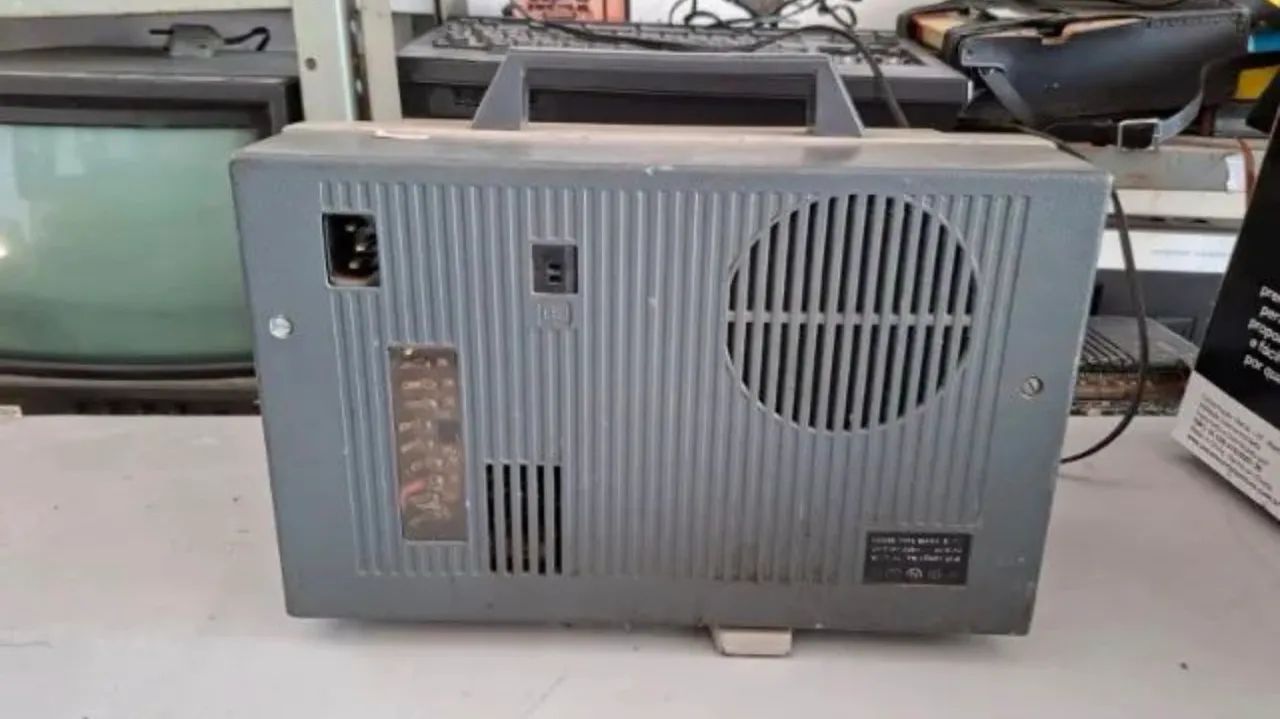 Projetor sem teste para reparo ou testar  - Foto 2