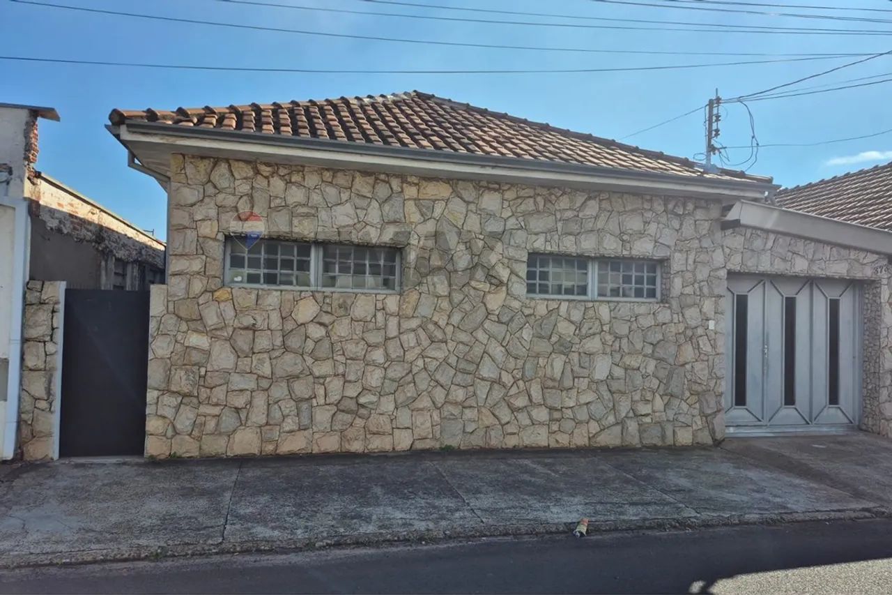 Casa para 3 dormitórios/locação