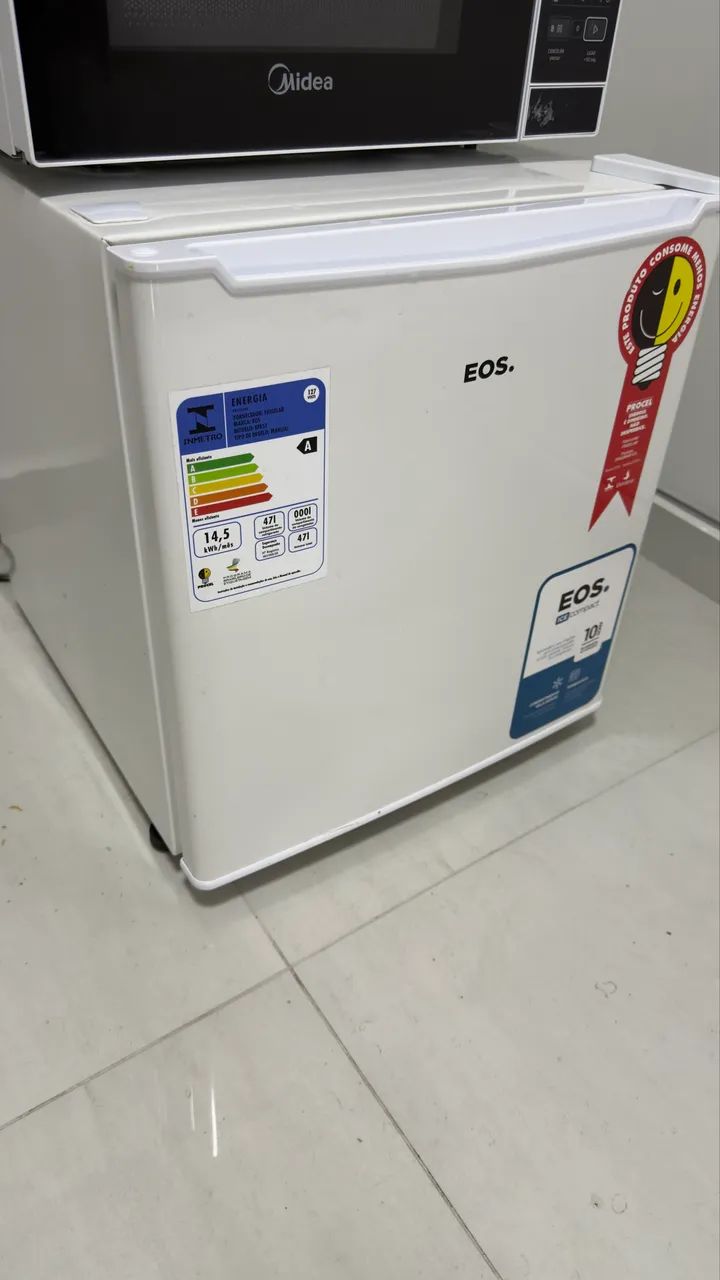 Frigobar novíssimo 47L