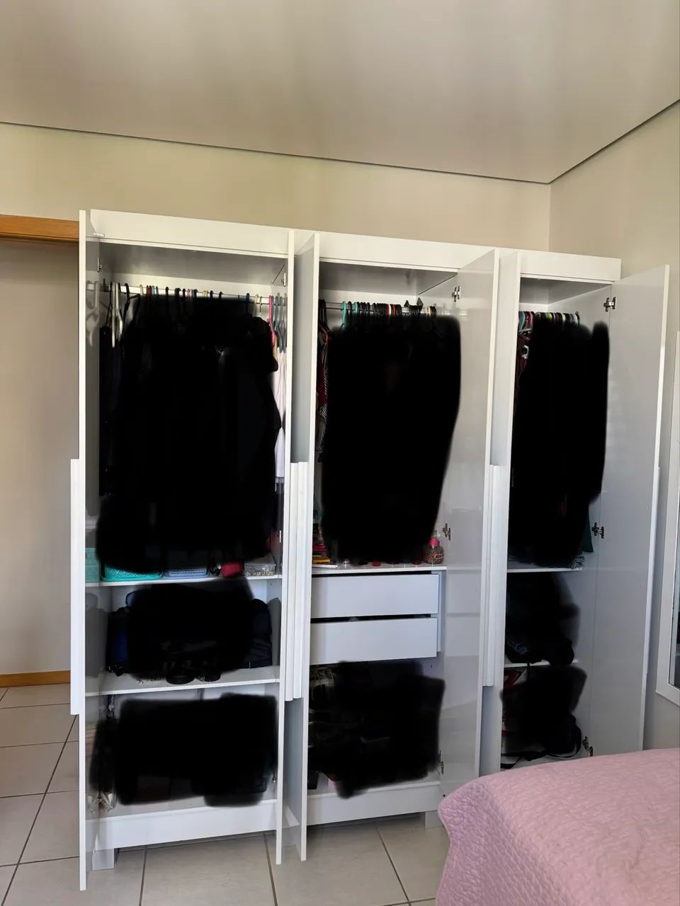 Guarda-roupas branco 6 portas em MDF - Foto 2