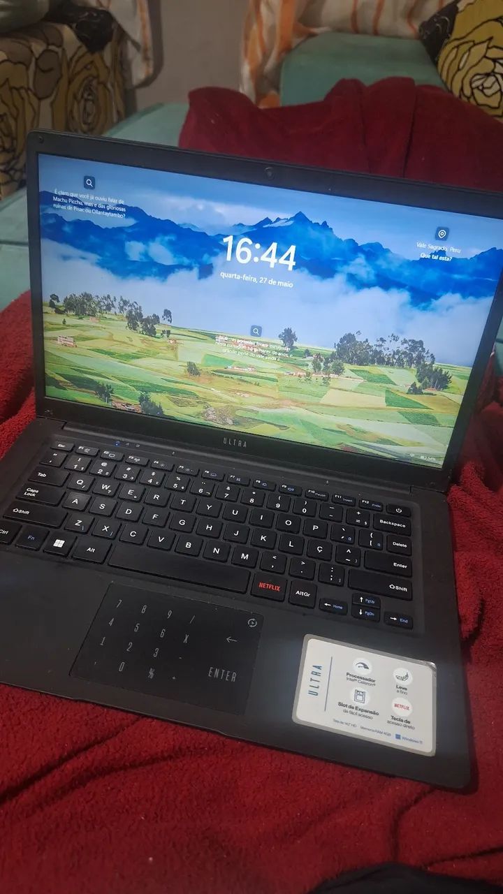 Intel Celeron N4020, 4GB de RAM e 128GB de armazenamento, este é um Notebook Ultra  - Foto 3