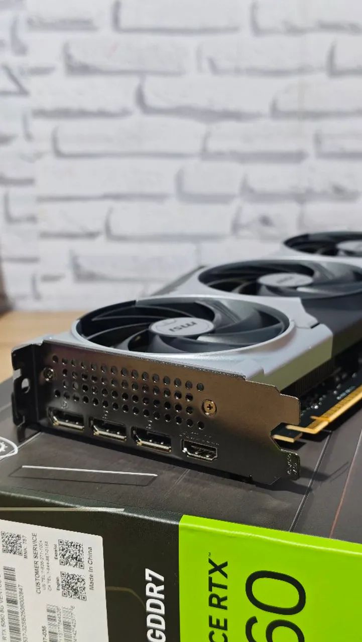 RTX 5060 MSI VENTUS 3X ZERA - Foto 2