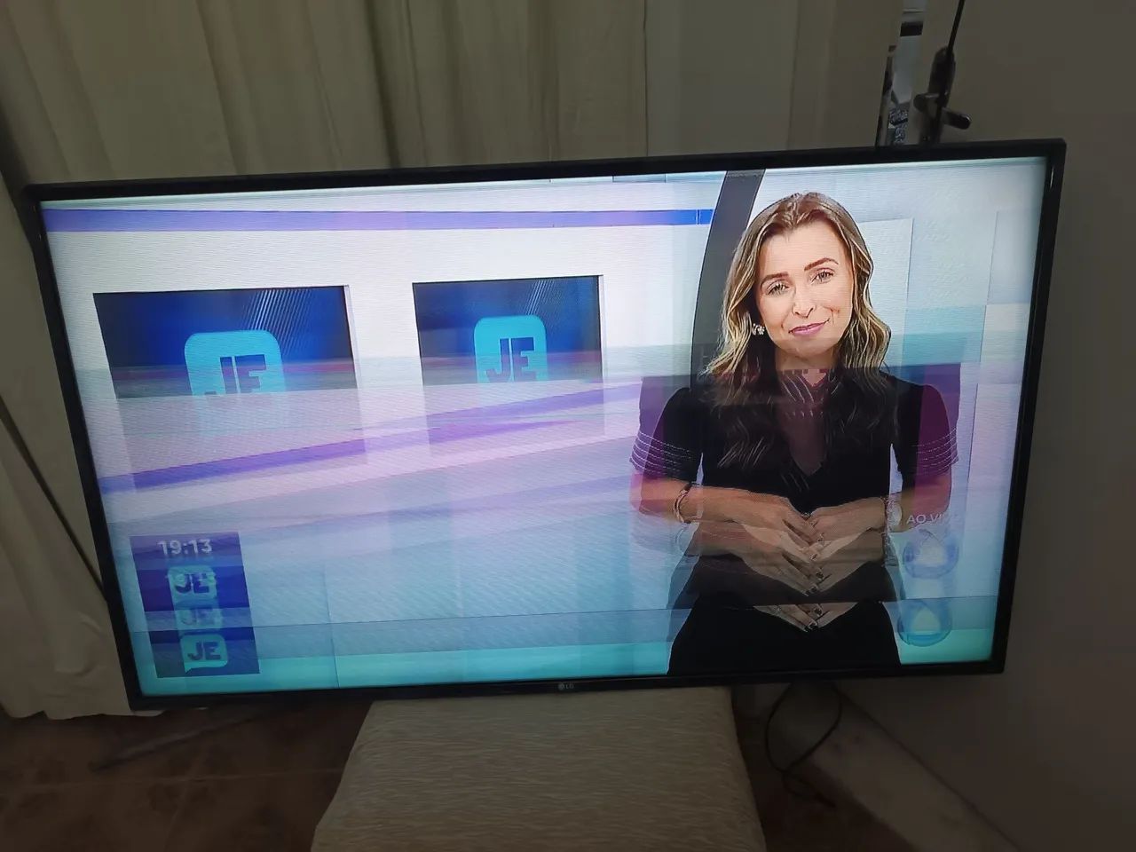 Tv LG 49 smart defeito  - Foto 4
