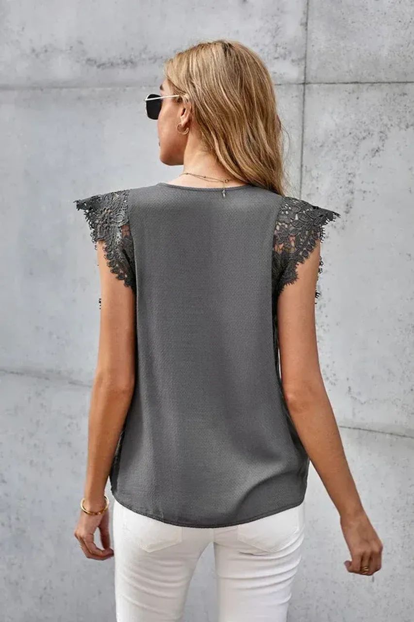 Blusa cinza chumbo Nova /nunca usada - Foto 2