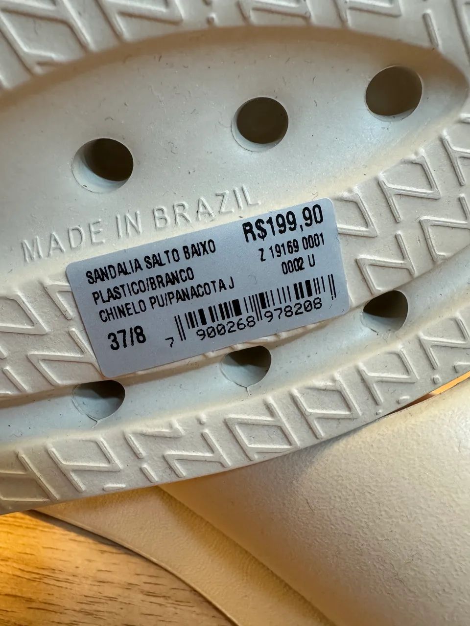chinelo arezzo panacota 37 nunca usado - Foto 5