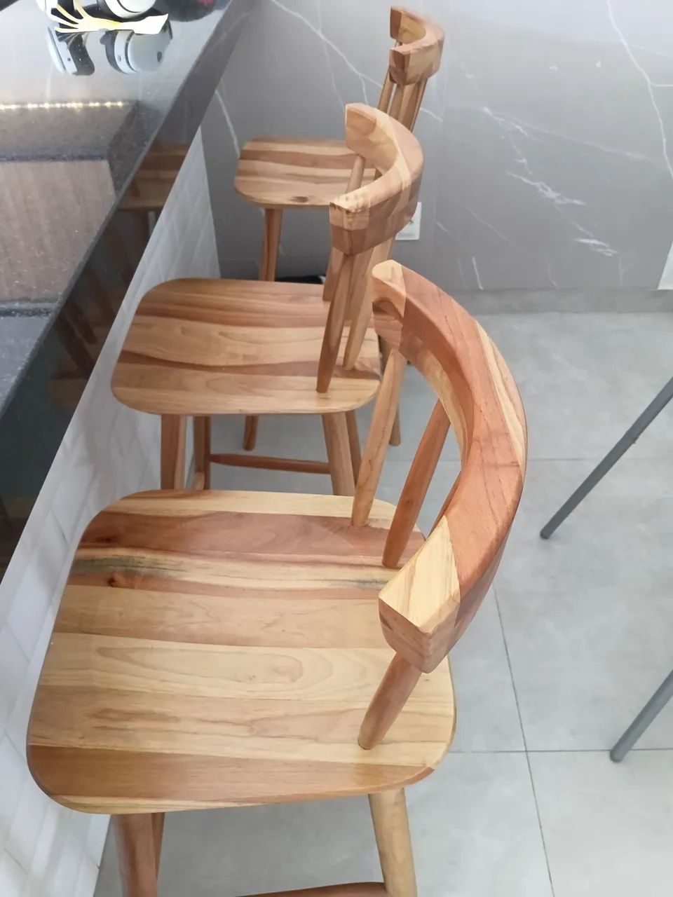 Banquetas de Madeira  - Foto 2
