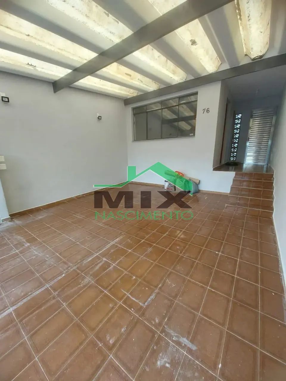 Sobrado Reformado com 2 Dormitórios, 2 Vagas, Quintal Amplo e Edícula - Foto 2