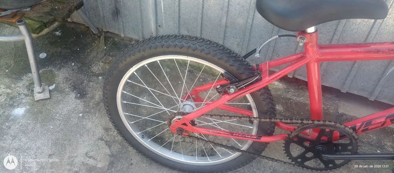 Bicicleta aro 20 Cross praticamente nova  - Foto 3