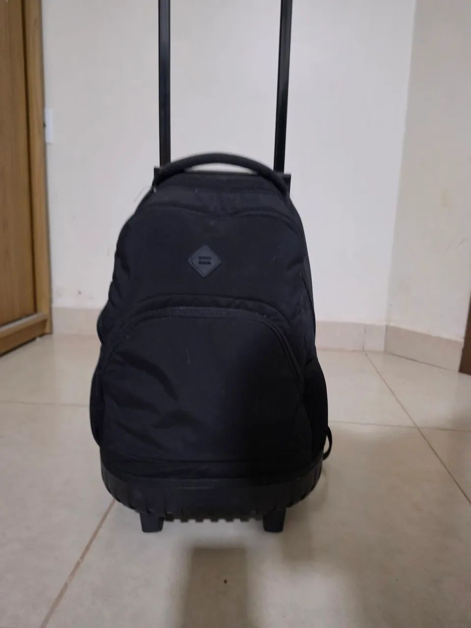 MOCHILA DE RODINHAS